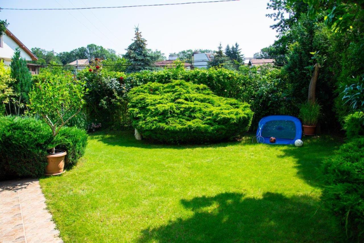 Вила Костадинов Varna Exterior photo