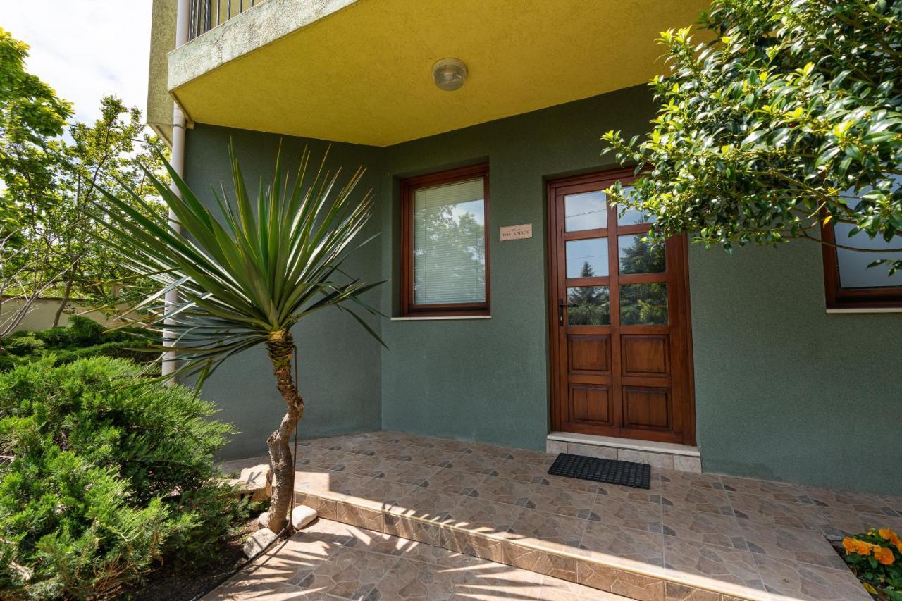 Вила Костадинов Varna Exterior photo